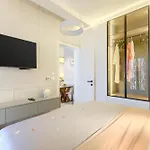 Posh - Luxury Apartment *