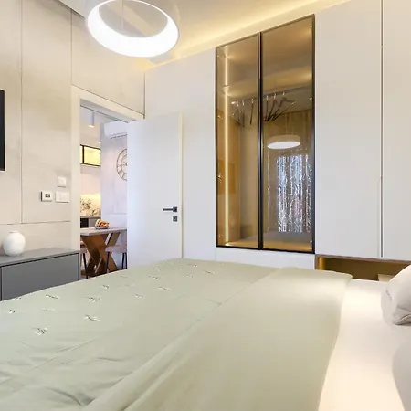 Apartment Posh - Luxury